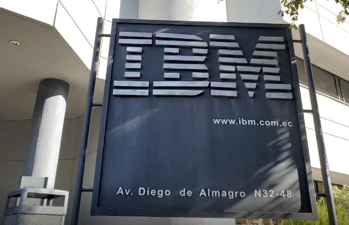 Historia Datafast - Datafast Datacenter IBM Quito